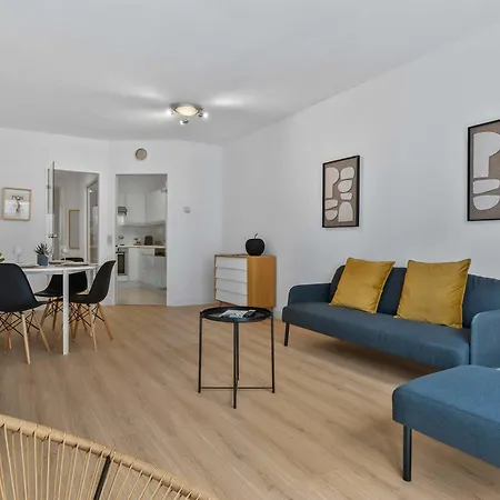 Διαμέρισμα Casiola - Stylish 2br In