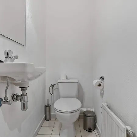Casiola - Stylish 2br In *